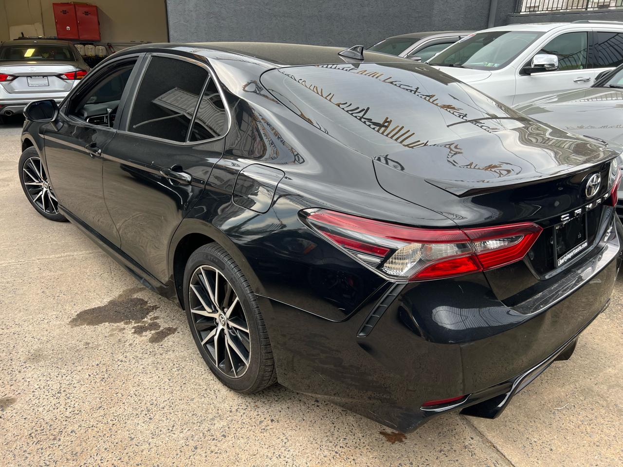 Toyota Camry SE Nightshade Edition AWD 2021