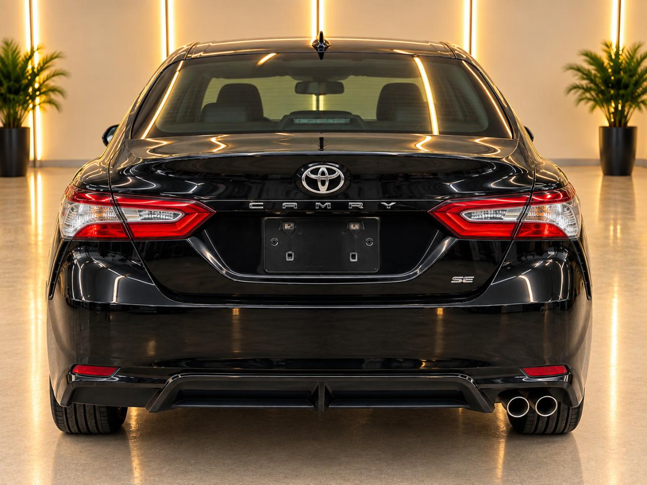 2021 Toyota Camry SE - Photo 5