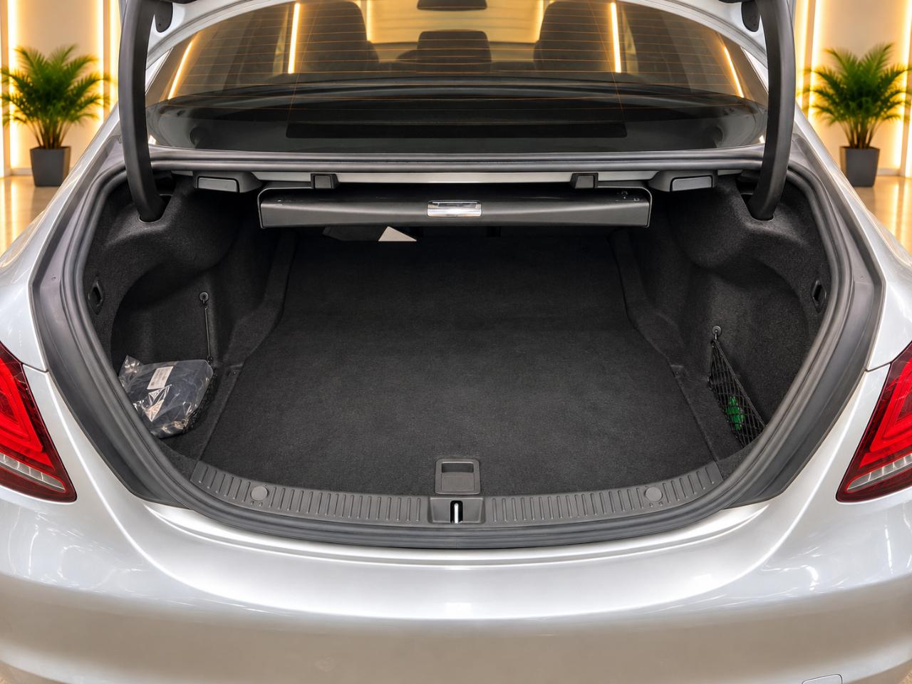 Mercedes-Benz C-Class C300 4MATIC Sedan 2020