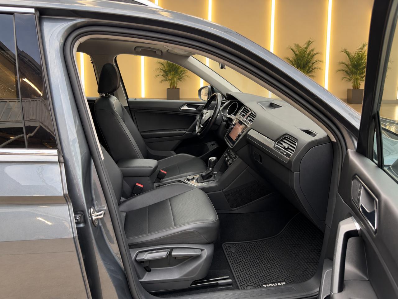 Volkswagen Tiguan SE 4Motion AWD 2018