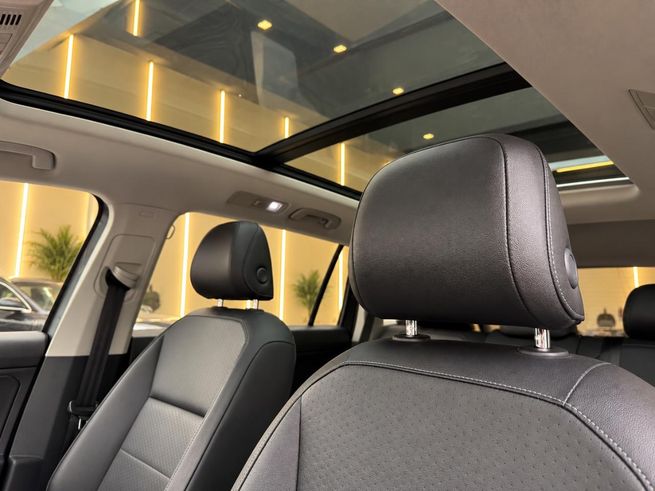 Volkswagen Tiguan SE 4Motion AWD 2018