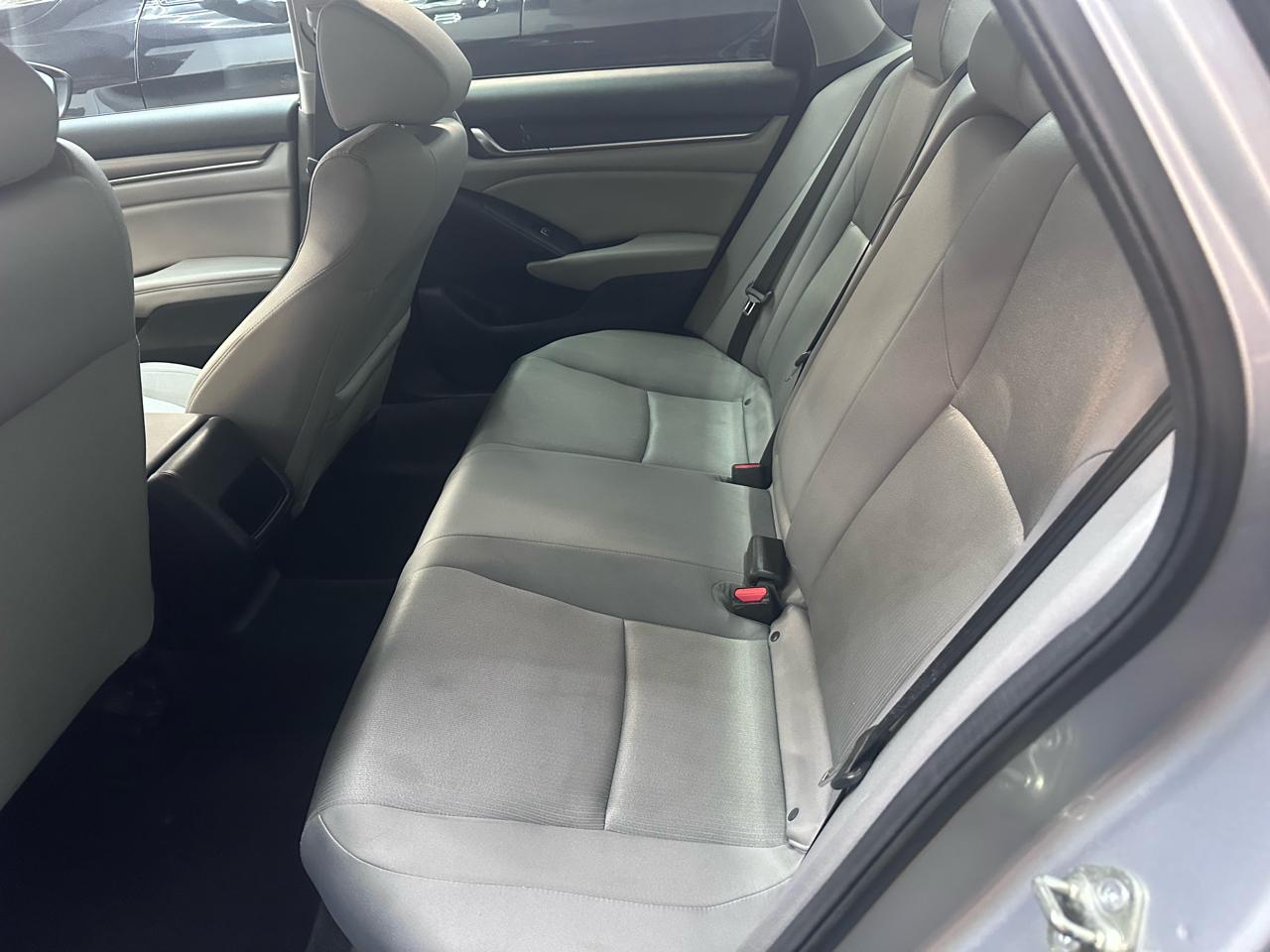 Honda Accord LX CVT 2018