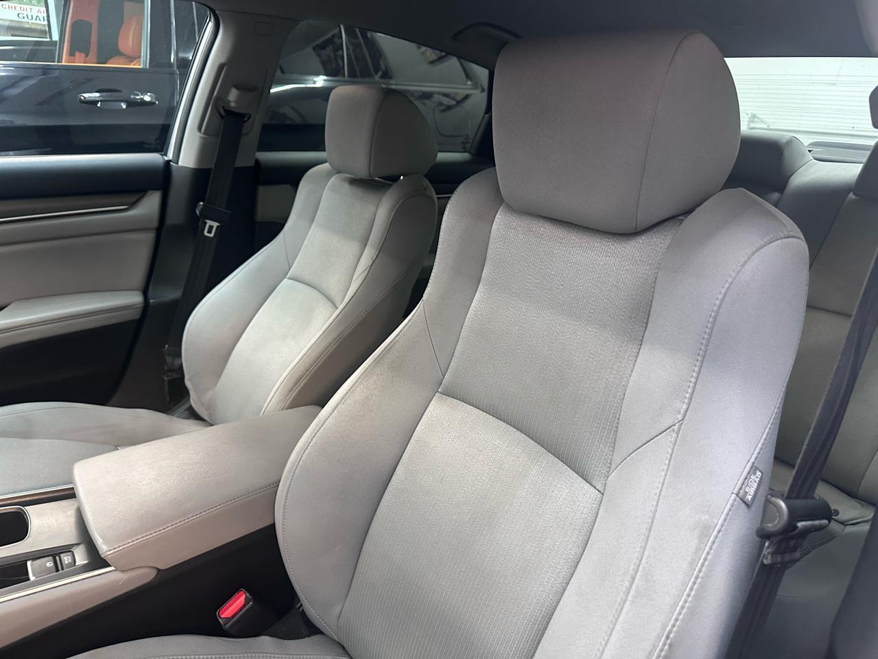 Honda Accord LX CVT 2018