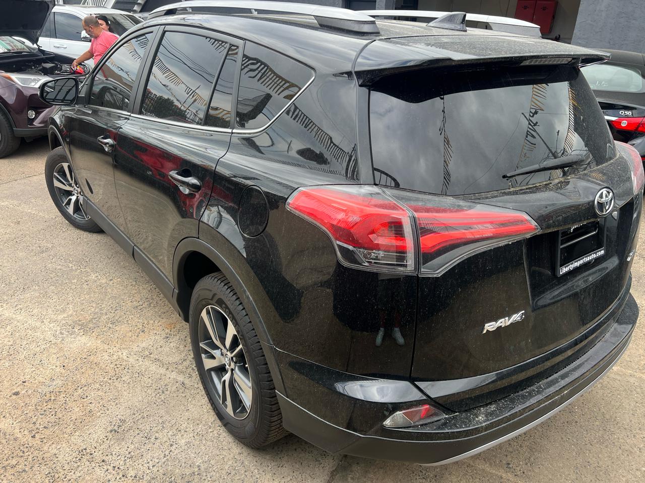 Toyota RAV4 XLE AWD 2017