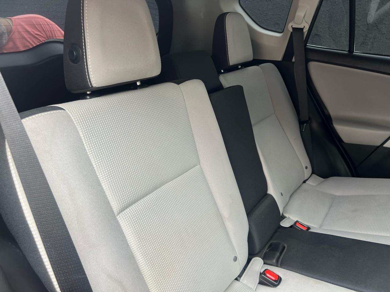 Toyota RAV4 XLE AWD 2017