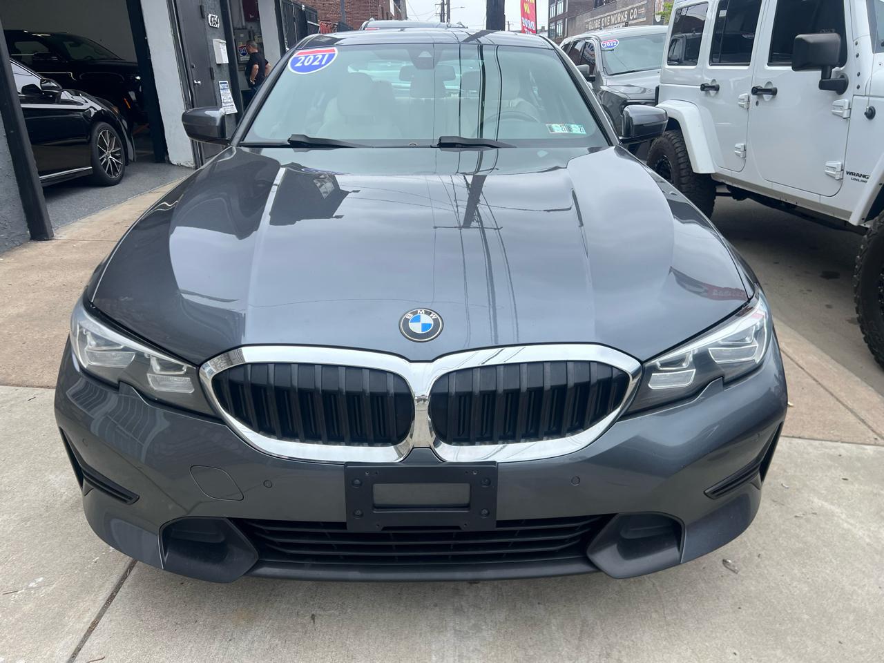 BMW 3-Series 330e xDrive 2021