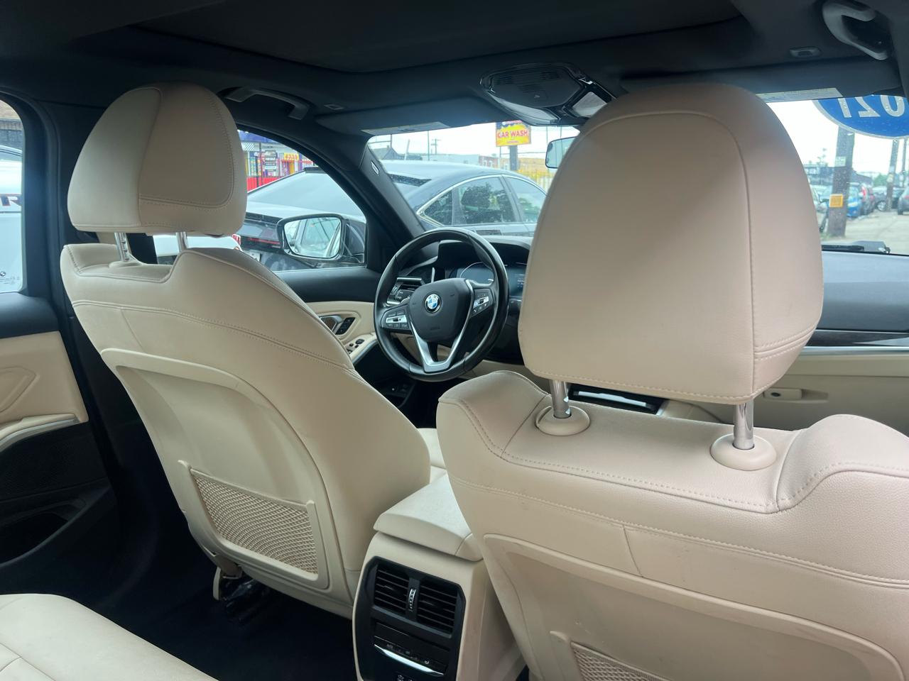 BMW 3-Series 330e xDrive 2021