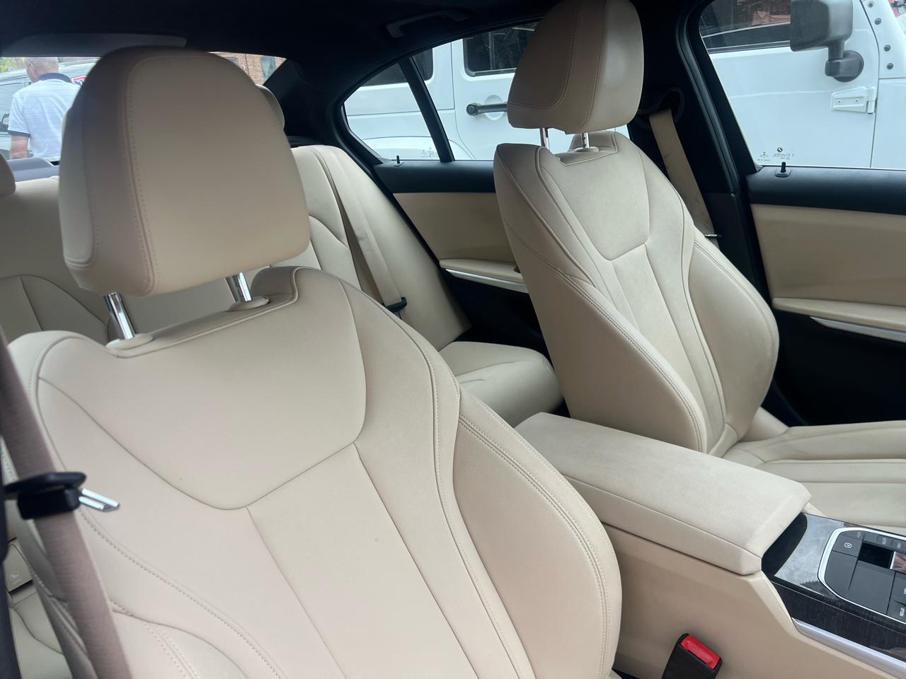 BMW 3-Series 330e xDrive 2021
