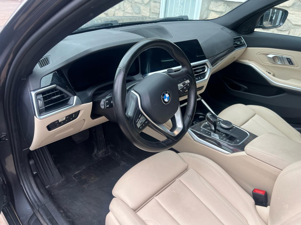 BMW 3-Series 330e xDrive 2021
