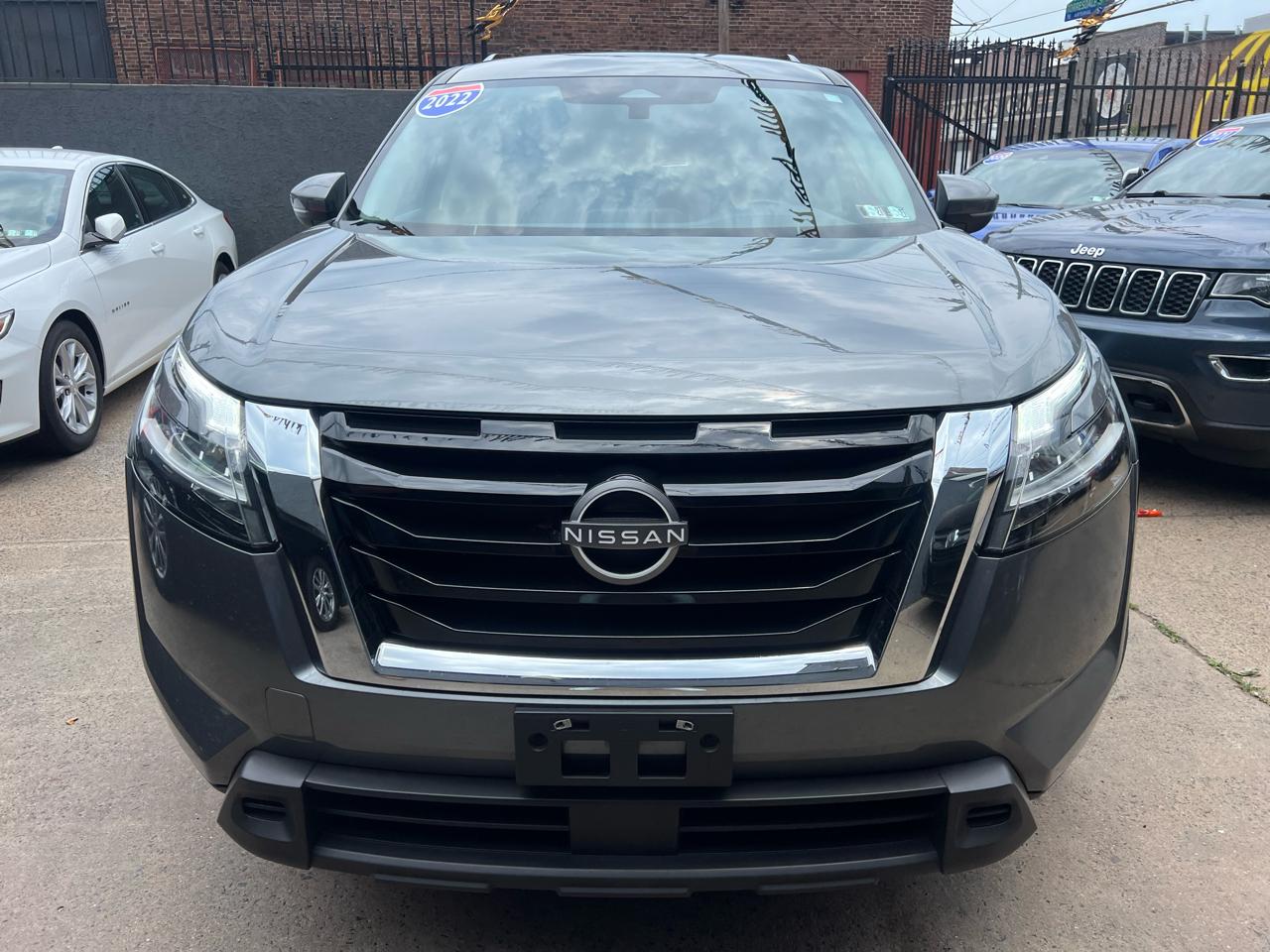 Nissan Pathfinder SV 4WD 2022