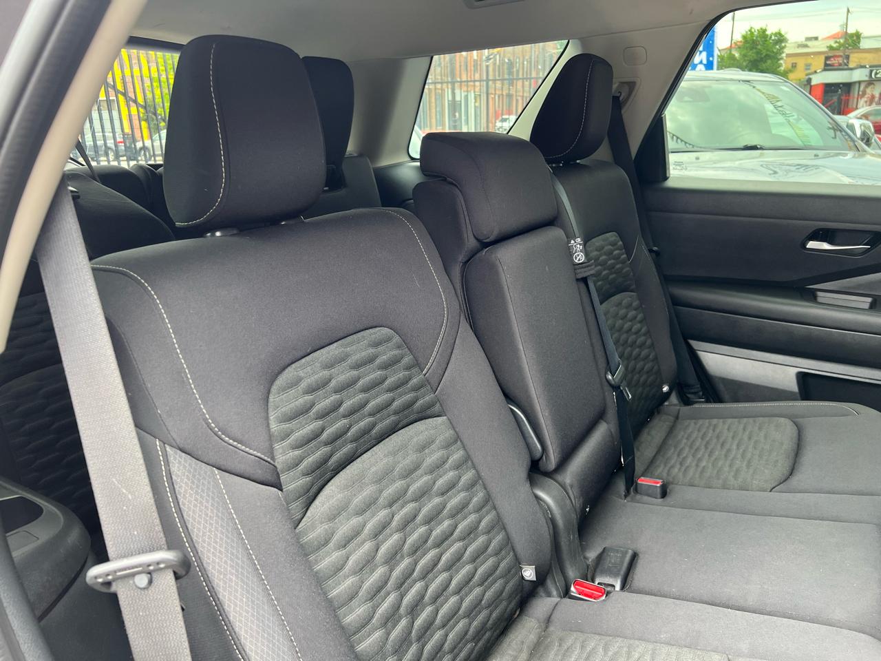 Nissan Pathfinder SV 4WD 2022