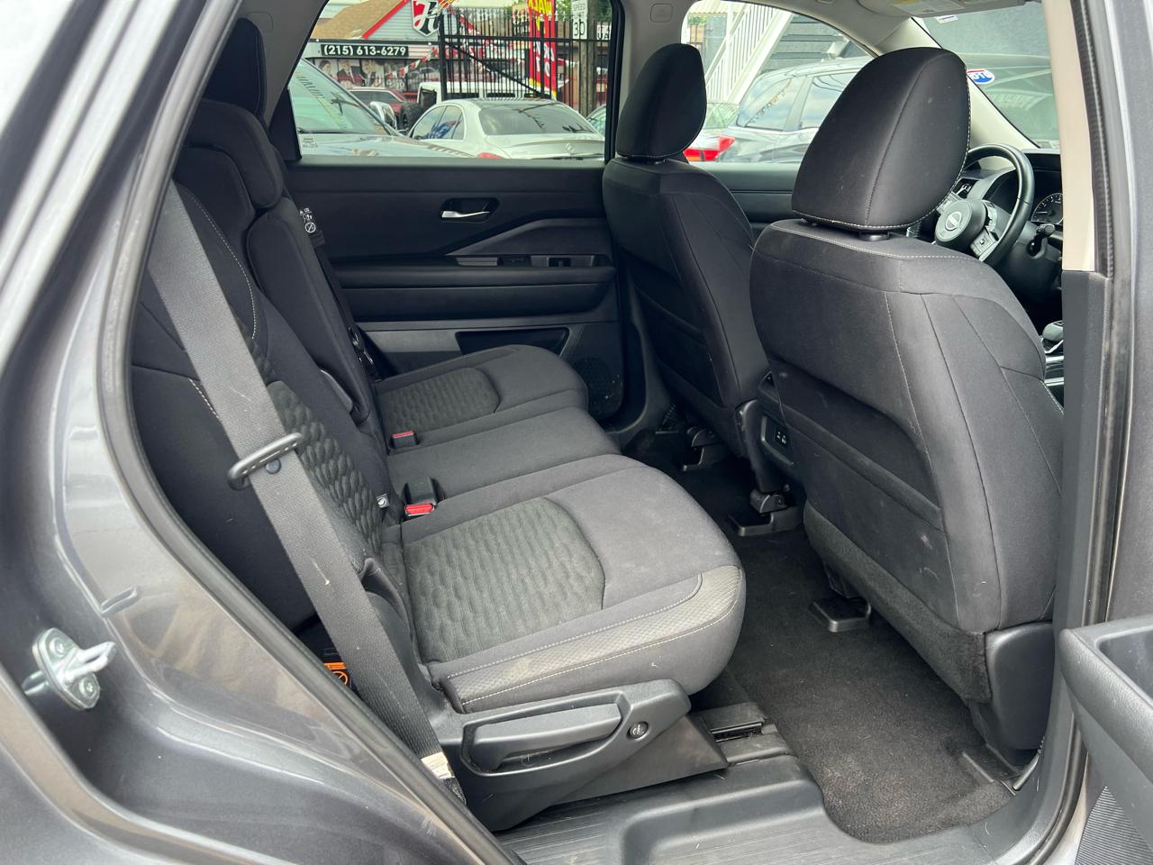 Nissan Pathfinder SV 4WD 2022