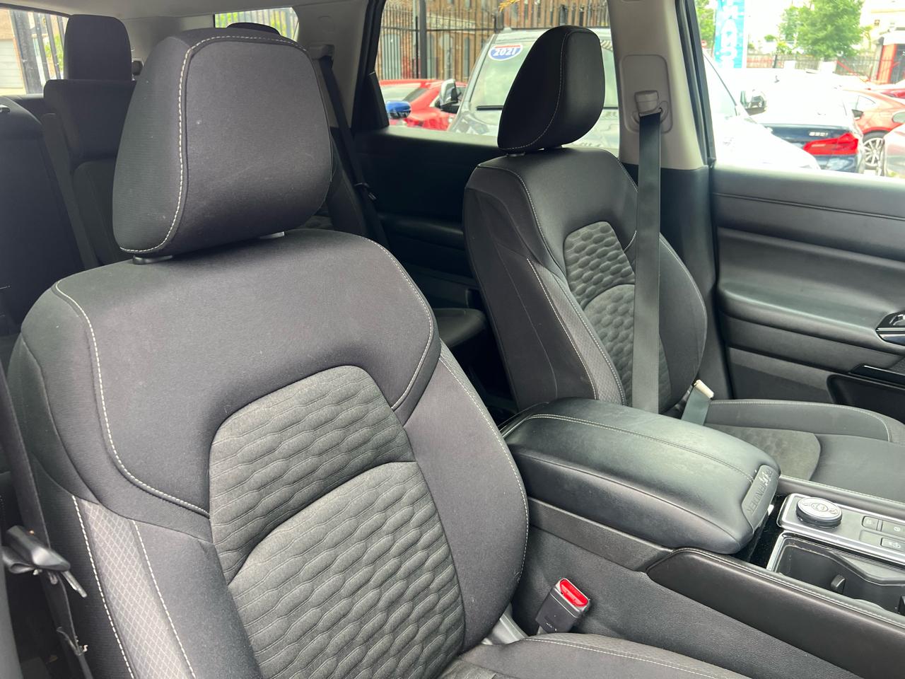 Nissan Pathfinder SV 4WD 2022