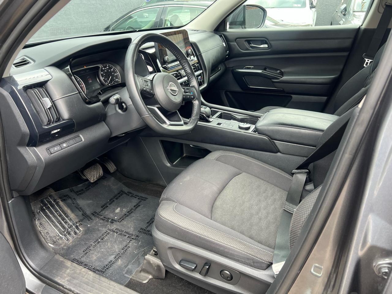 Nissan Pathfinder SV 4WD 2022
