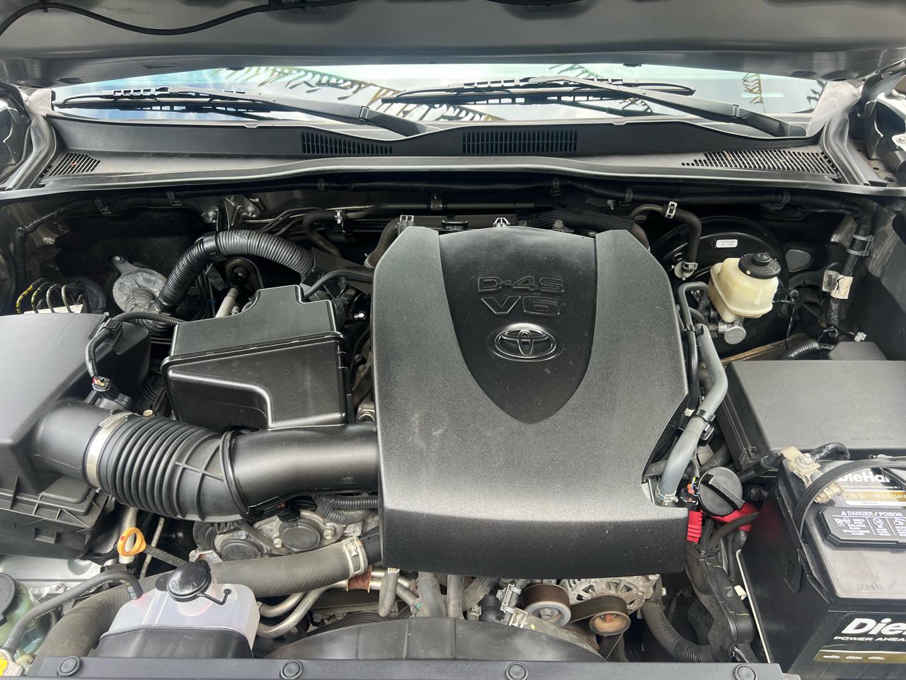 Toyota Tacoma SR5 Double Cab Super Long Bed V6 6AT 2WD 2017