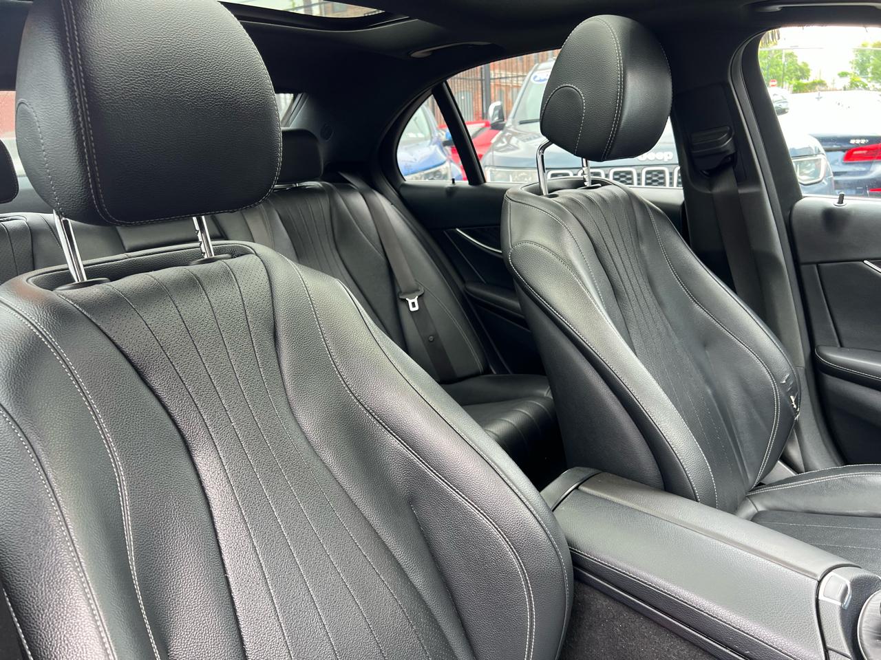 Mercedes-Benz E-Class E300 Luxury 4MATIC Sedan 2019