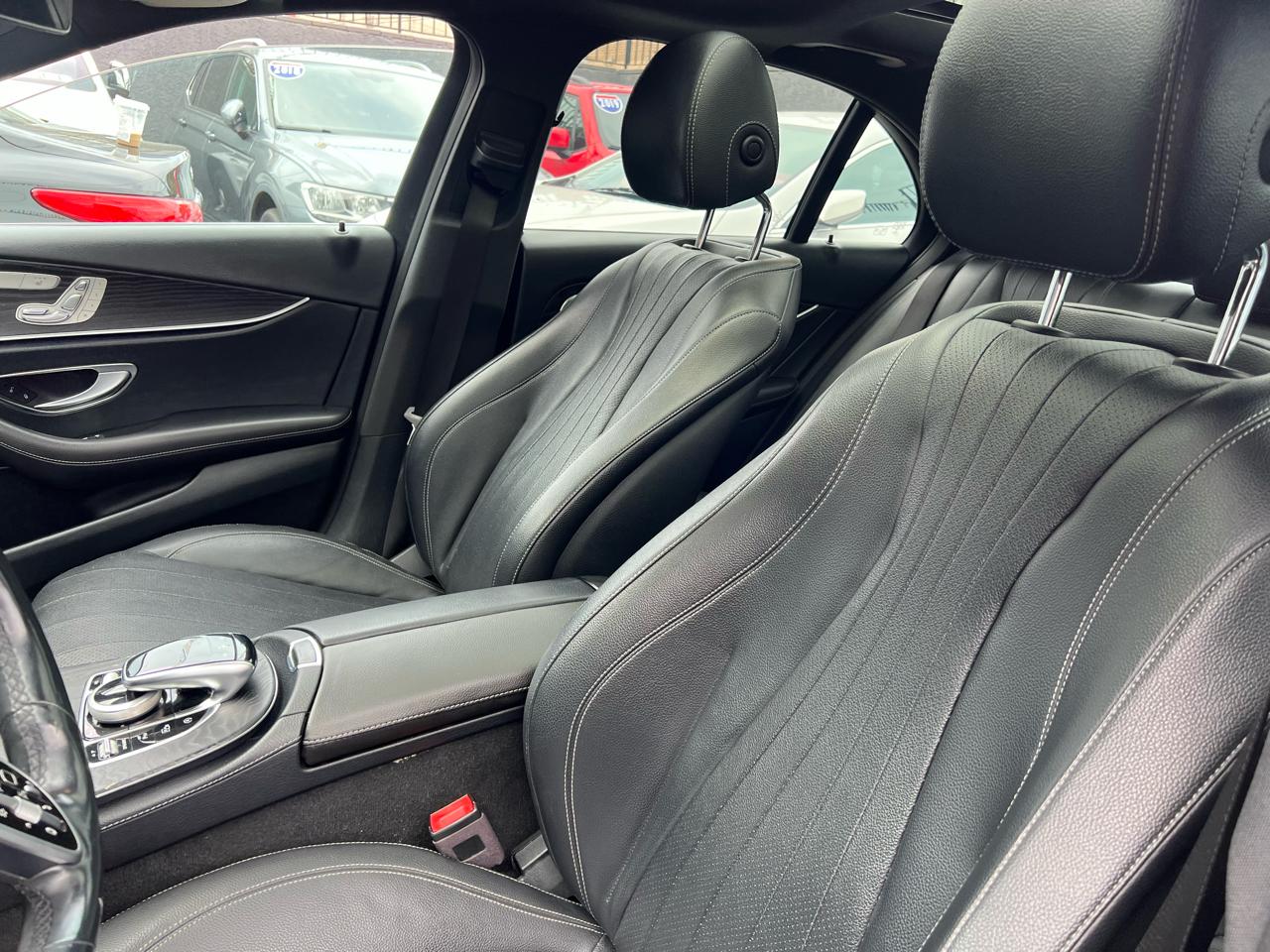 Mercedes-Benz E-Class E300 Luxury 4MATIC Sedan 2019