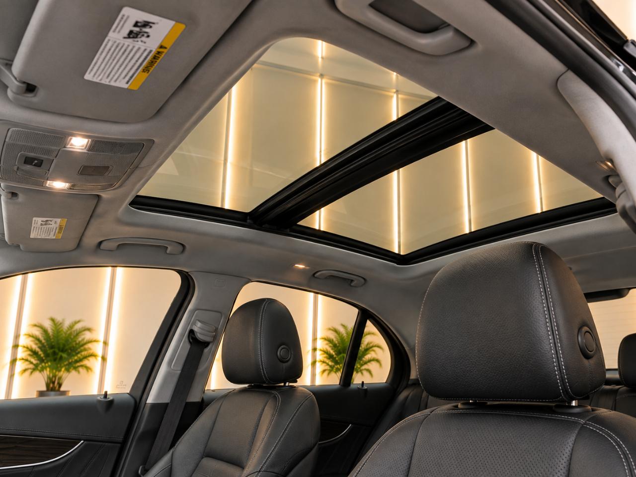 Mercedes-Benz E-Class E300 Luxury 4MATIC Sedan 2019