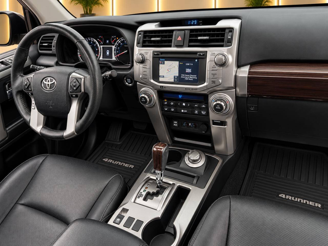 Toyota 4Runner Limited V6 4WD 2017