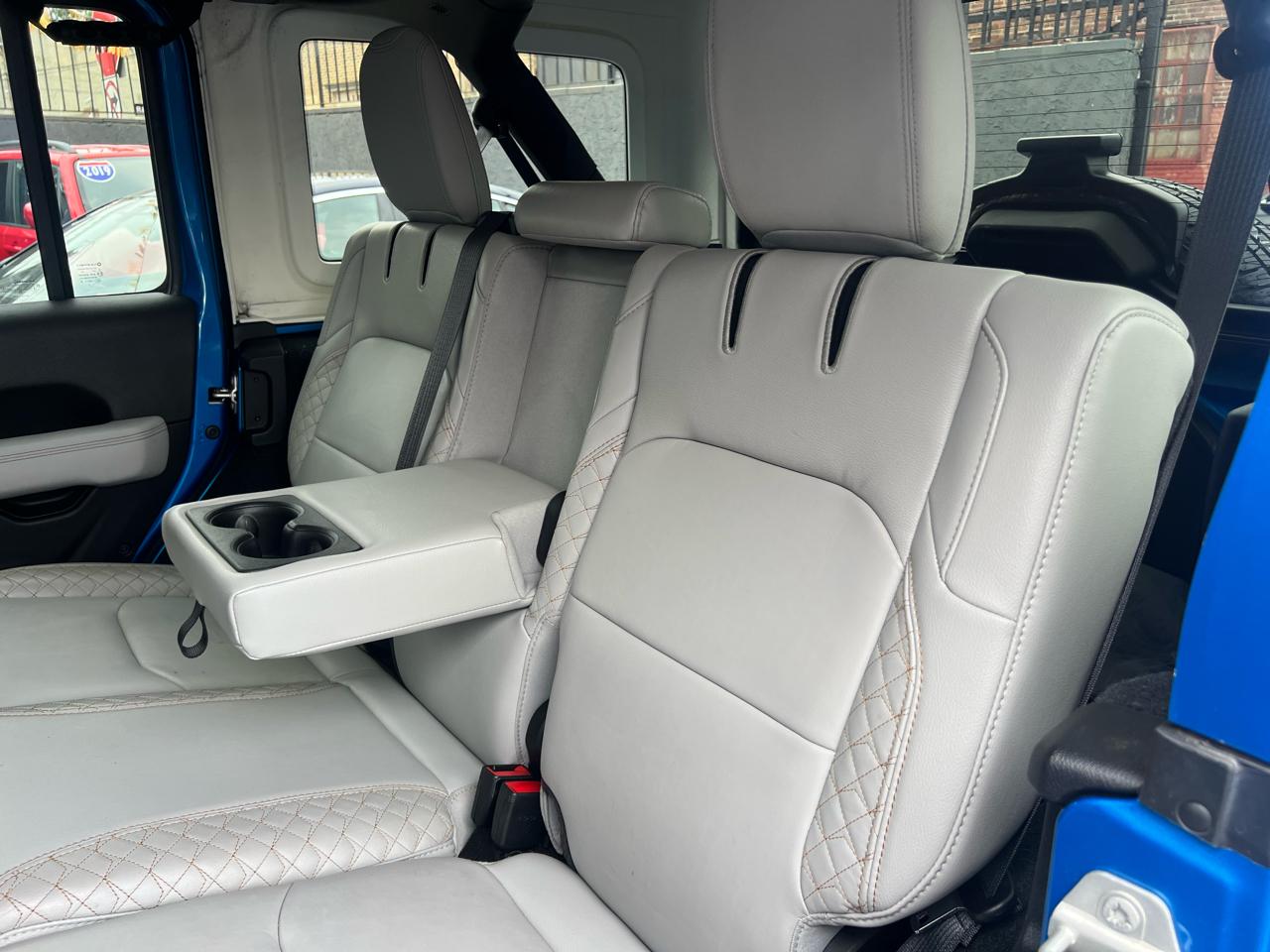 Jeep Wrangler 4xe Unlimited Sahara 2023