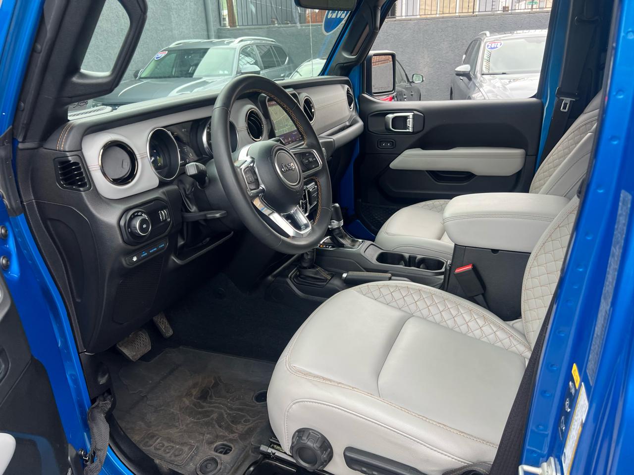 Jeep Wrangler 4xe Unlimited Sahara 2023