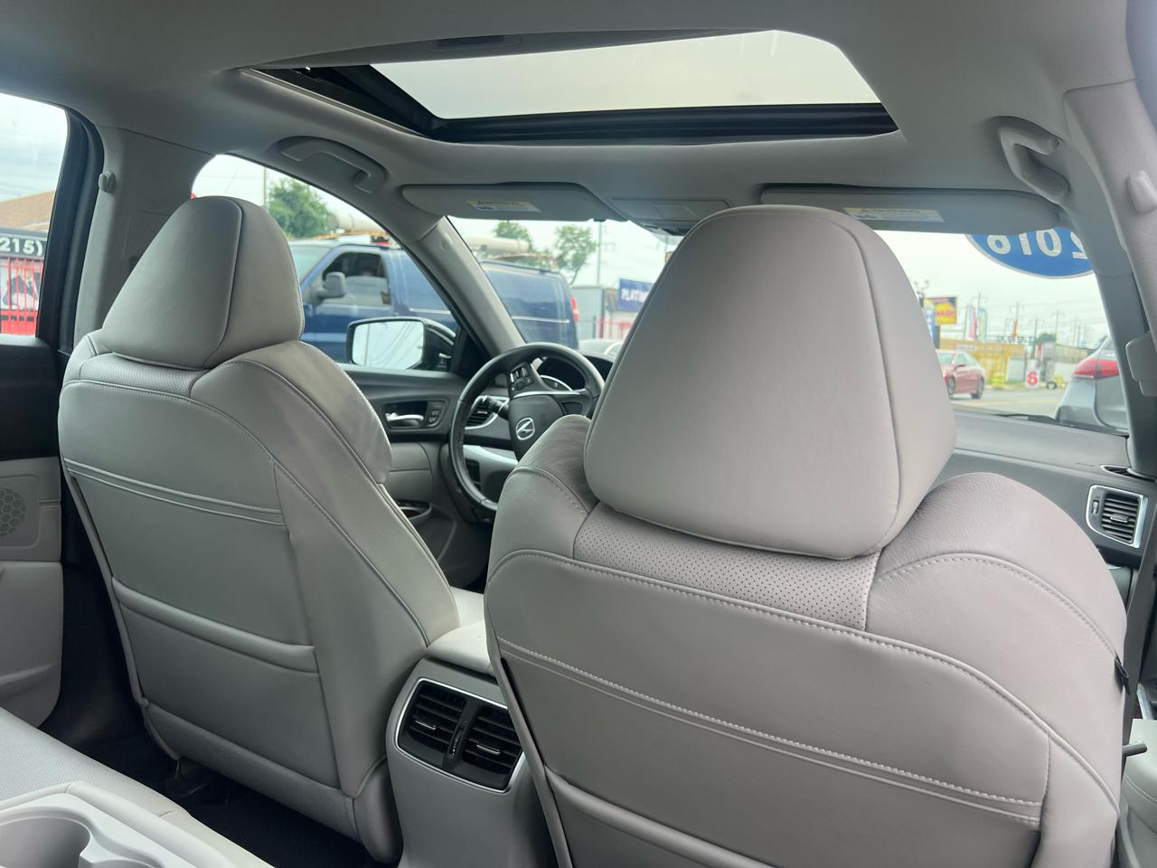 Acura TLX 9-Spd AT w/Technology Package 2016