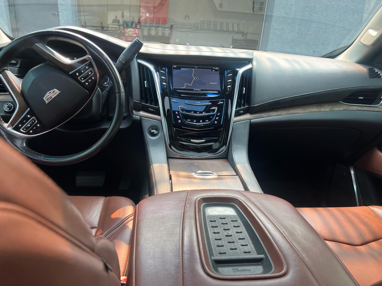 Cadillac Escalade Premium 4WD 2016