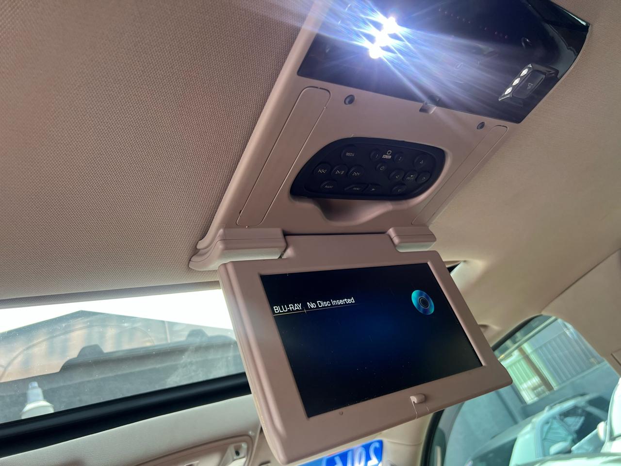 Cadillac Escalade Premium 4WD 2016