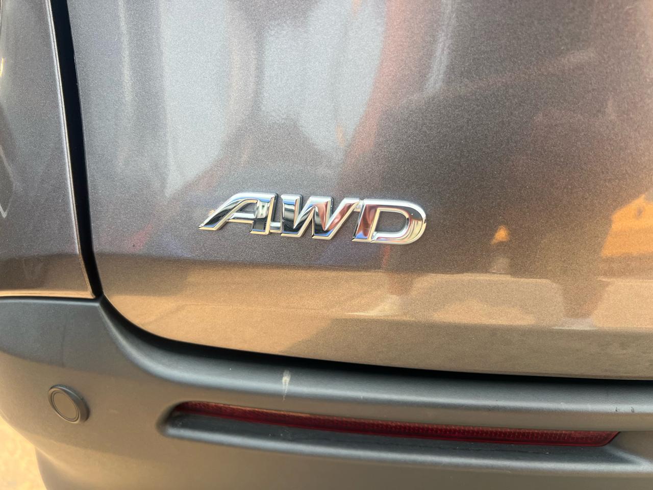 Toyota Sienna XLE 7-Passenger AWD 2022