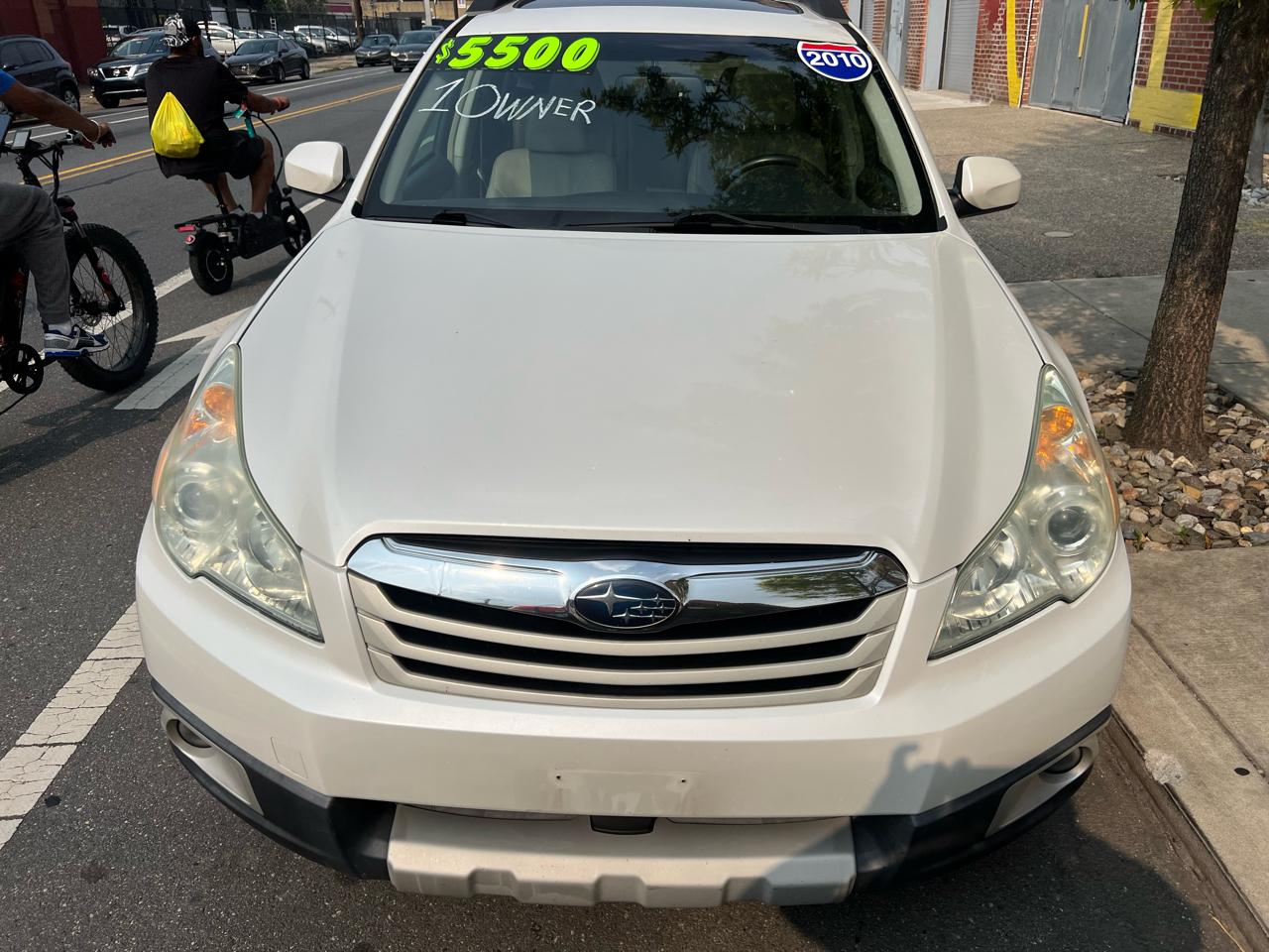Subaru Outback 2.5i Limited 2010