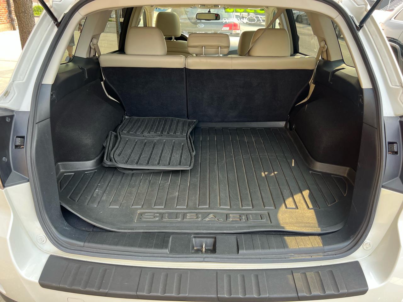 Subaru Outback 2.5i Limited 2010