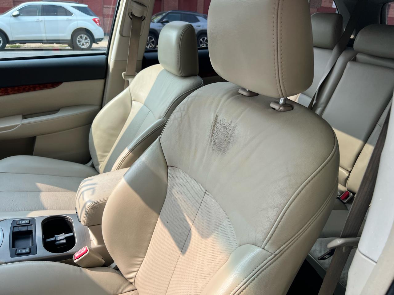Subaru Outback 2.5i Limited 2010