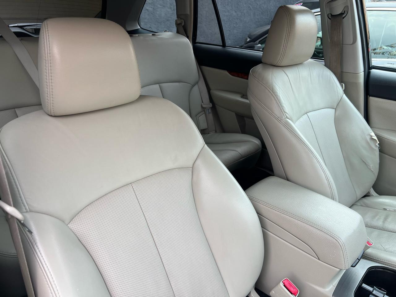 Subaru Outback 2.5i Limited 2010