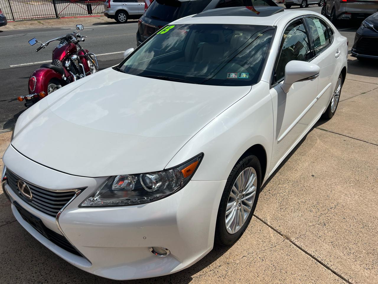 Lexus ES 350 Sedan 2013