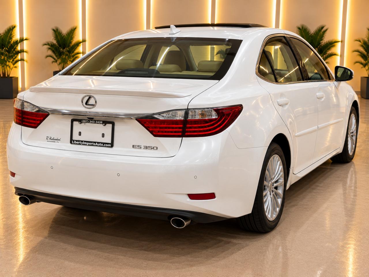 Lexus ES 350 Sedan 2013