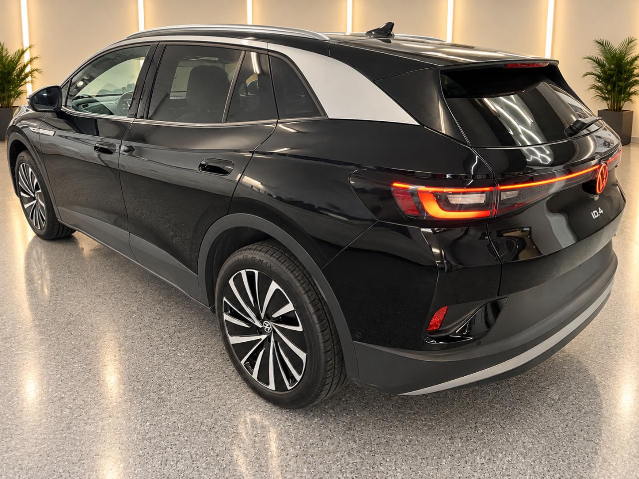 Volkswagen ID.4 Pro S Plus AWD 2023