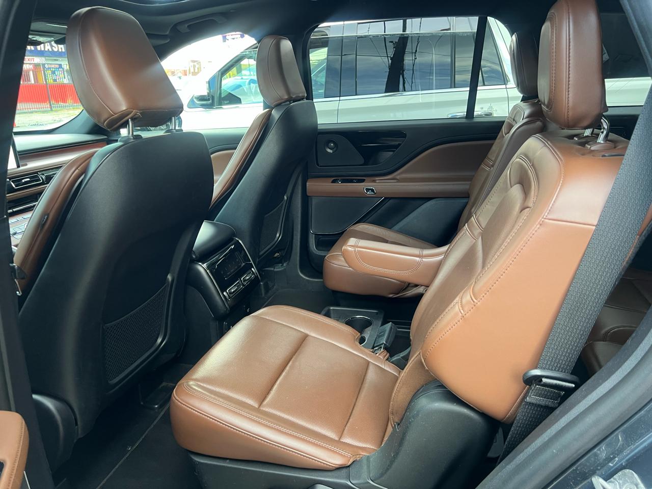 Lincoln Aviator Reserve AWD 2021