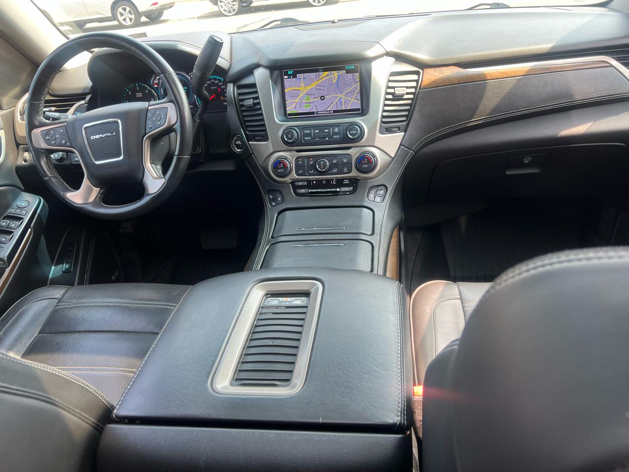 GMC Yukon Denali 4WD 2019