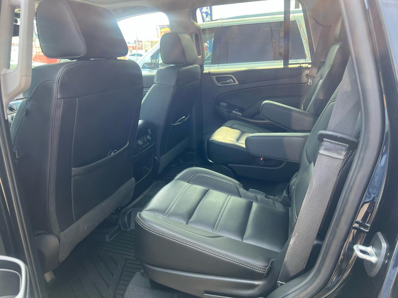 GMC Yukon Denali 4WD 2019