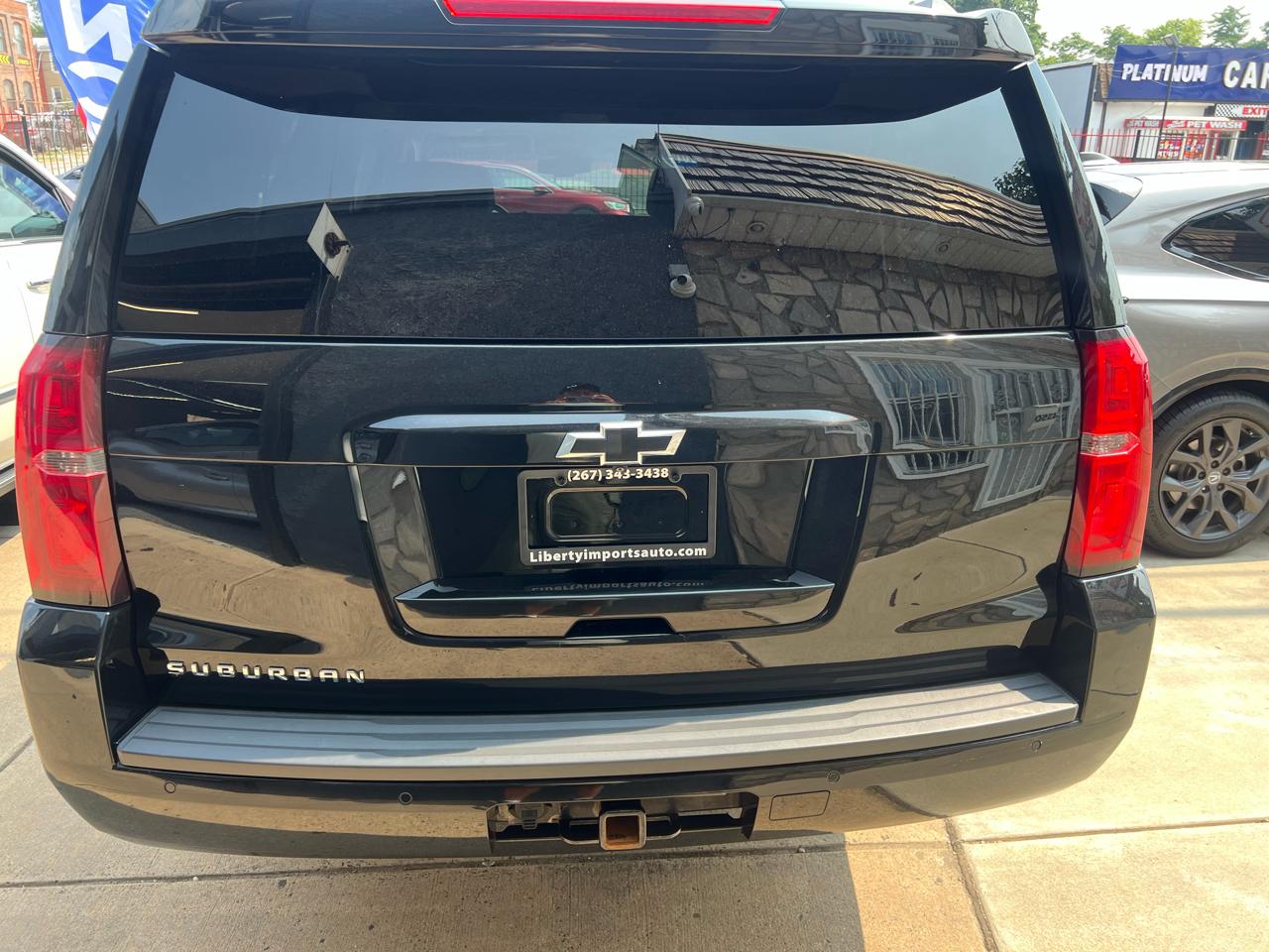 Chevrolet Suburban LT 4WD 2019