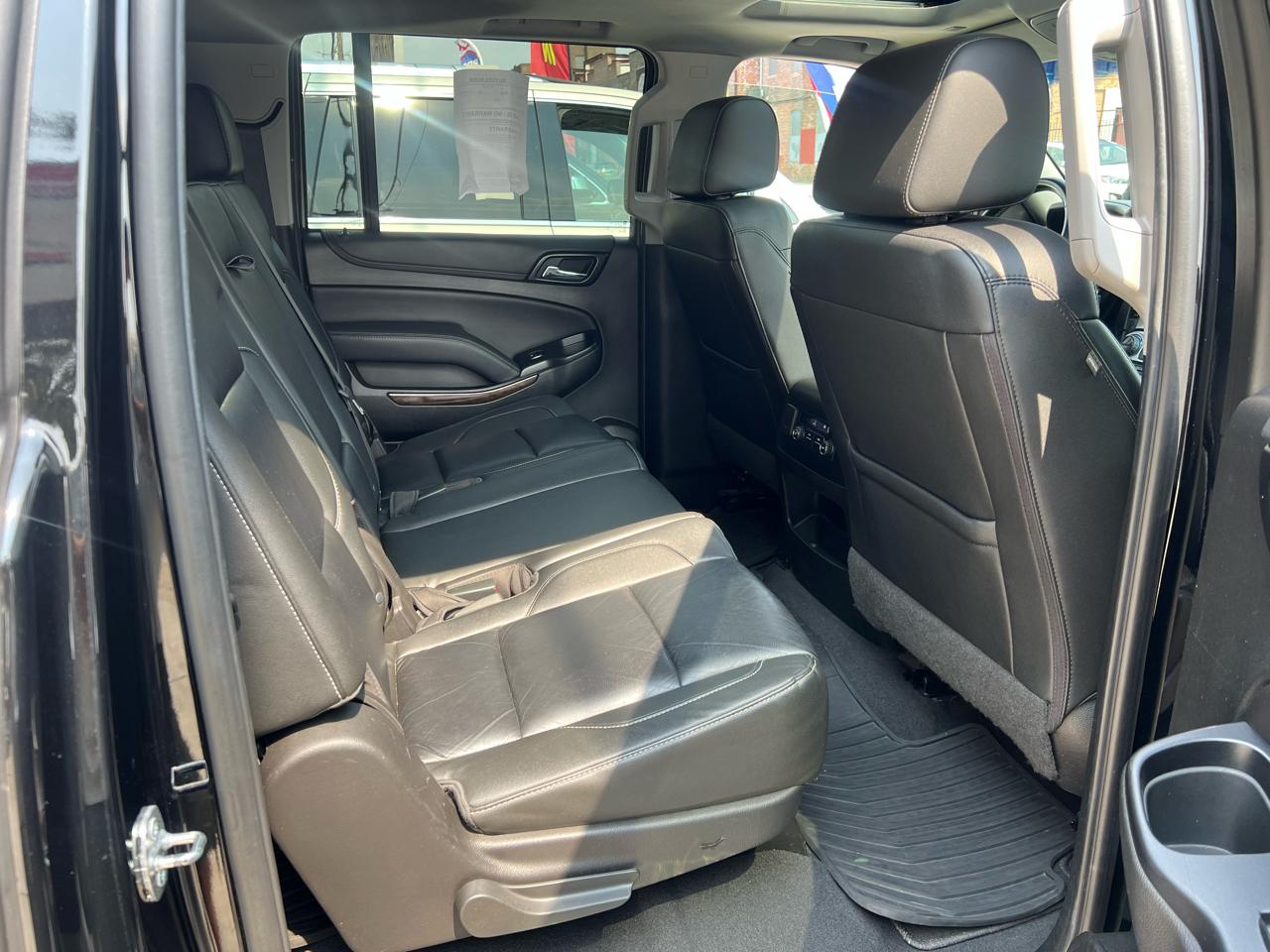 Chevrolet Suburban LT 4WD 2019
