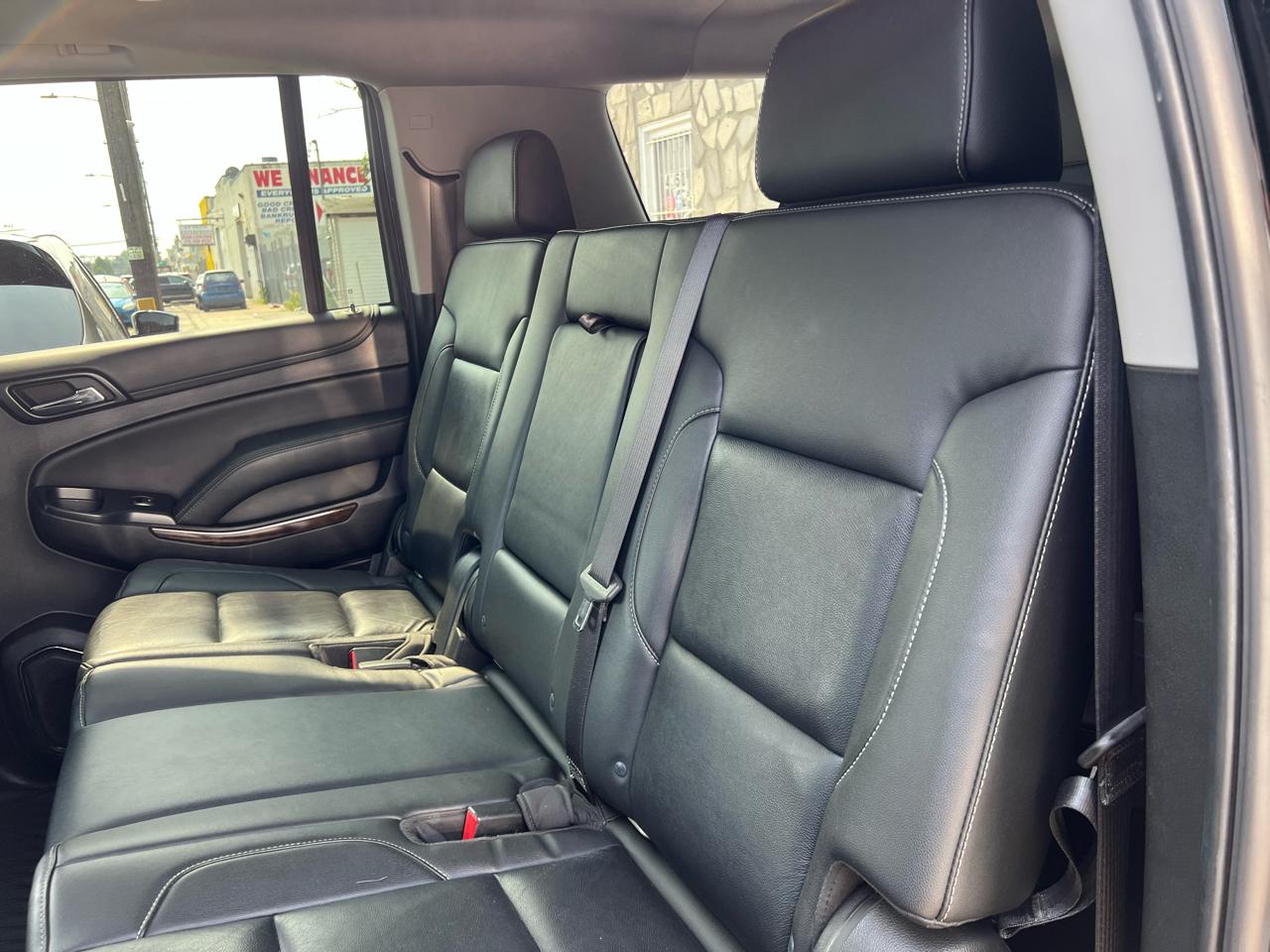 Chevrolet Suburban LT 4WD 2019
