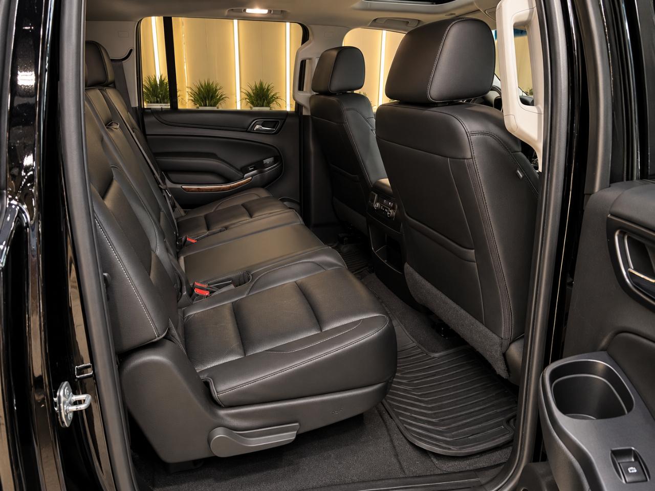 Chevrolet Suburban LT 4WD 2019