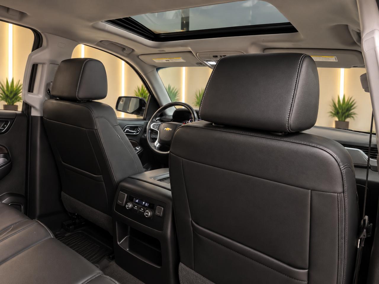 Chevrolet Suburban LT 4WD 2019