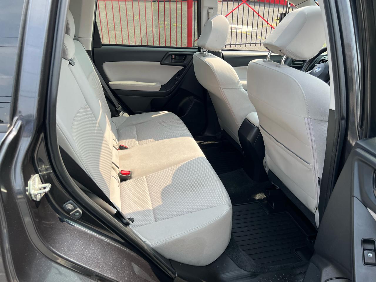 Subaru Forester 2.5i Premium 2015