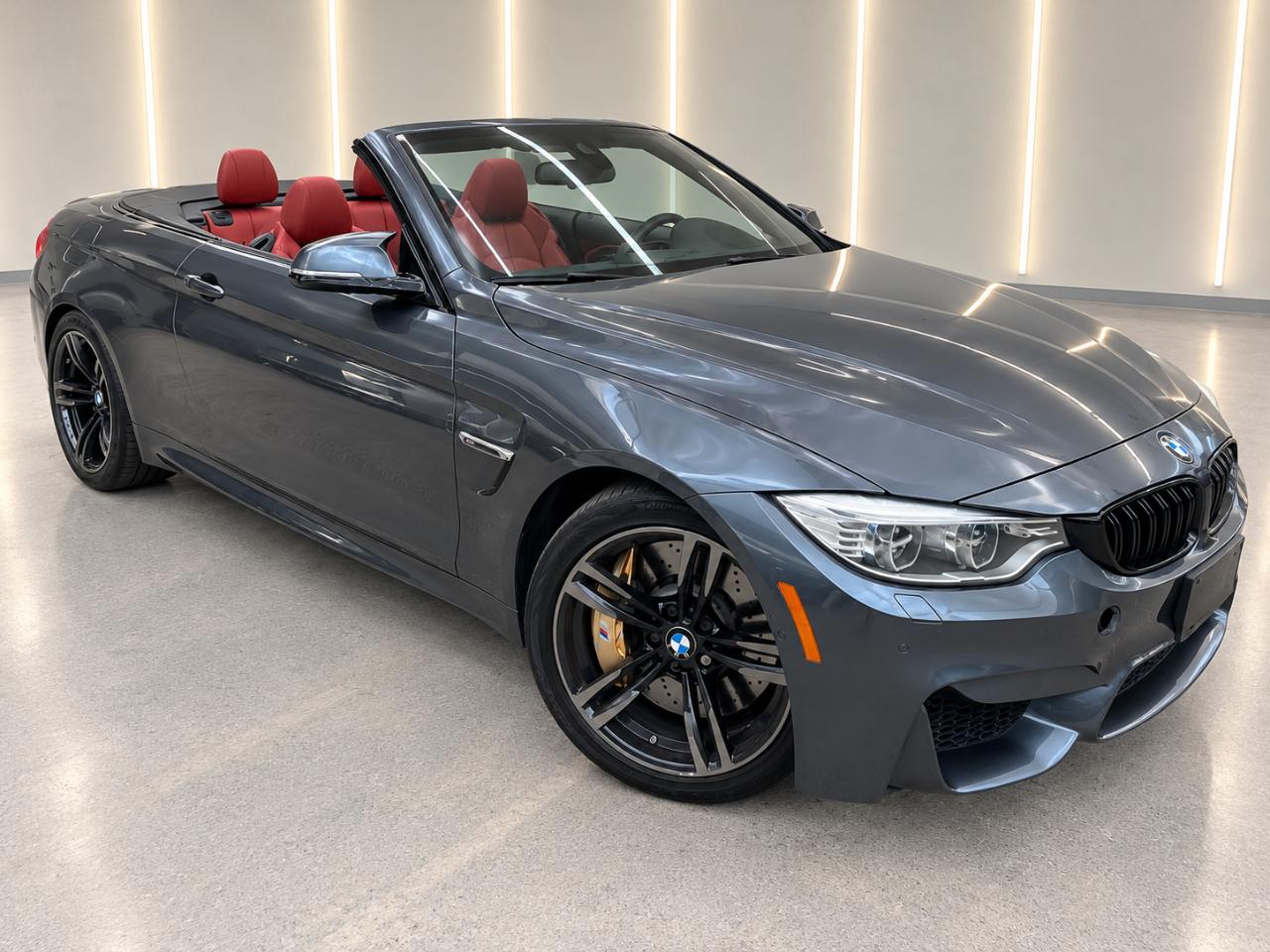 BMW M4 Convertible 2015