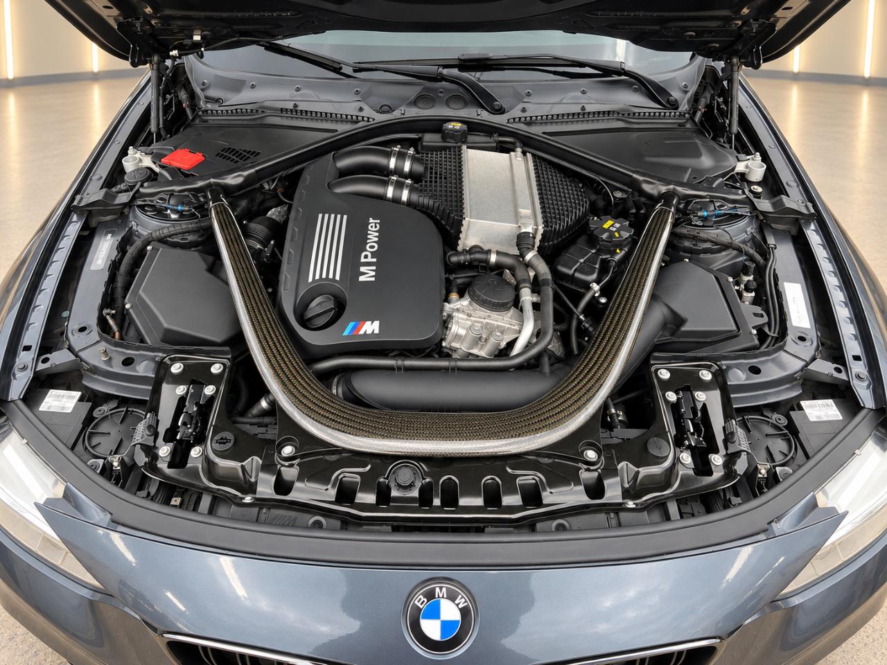 BMW M4 Convertible 2015