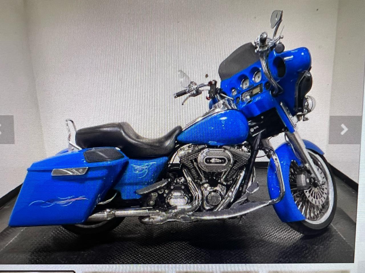 Harley-Davidson FLHX103  2012