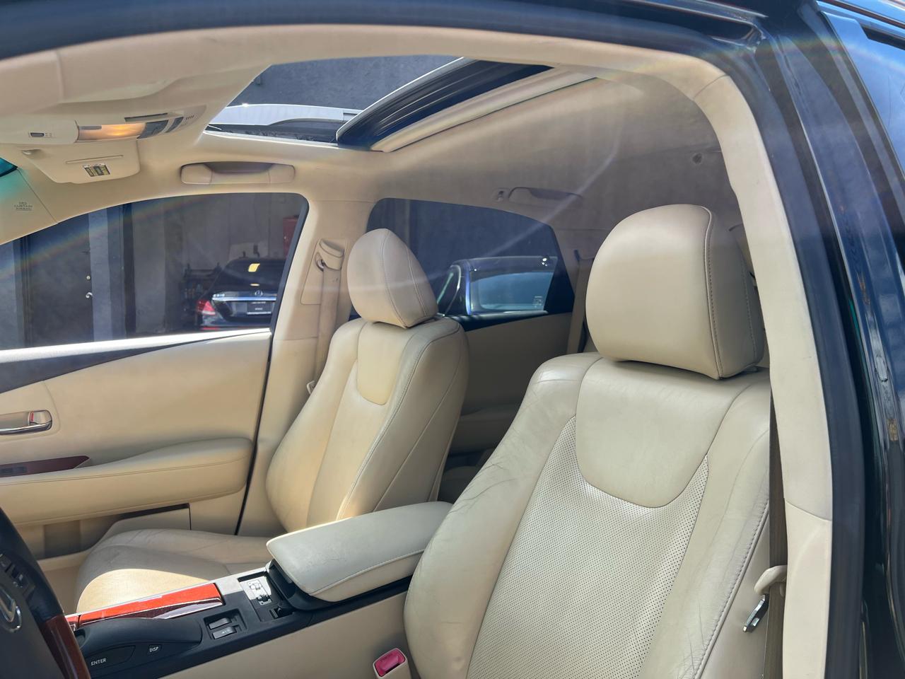 Lexus RX 450h AWD 2012
