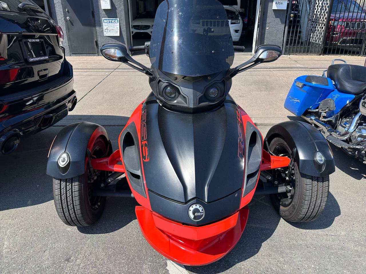 Can-Am Spyder RSS  2012